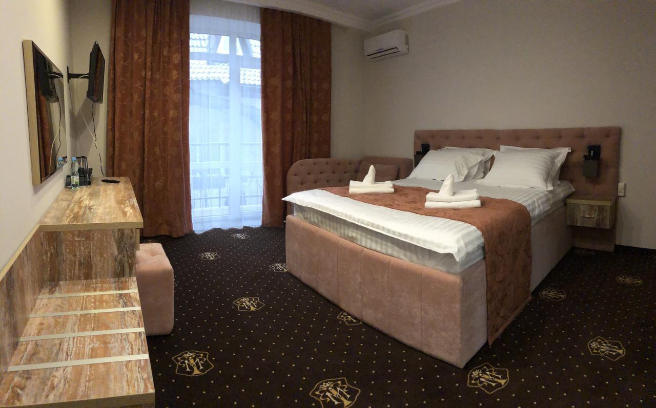 Hotel Boutique Tovmed Vinnytsia Exterior foto